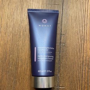 Monat Volumizing Revitalise Conditioner with Rejuvenique